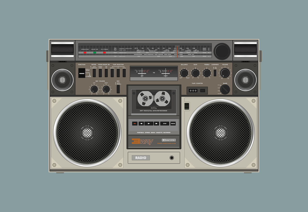radio-cassette-3634616_1280
